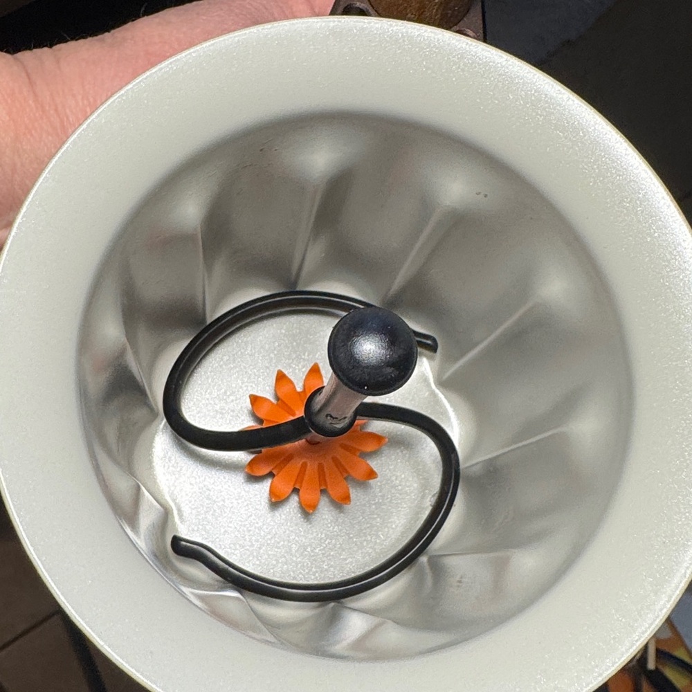 Pewter Velvetiser Hot Chocolate Maker - Picture 6 of 7